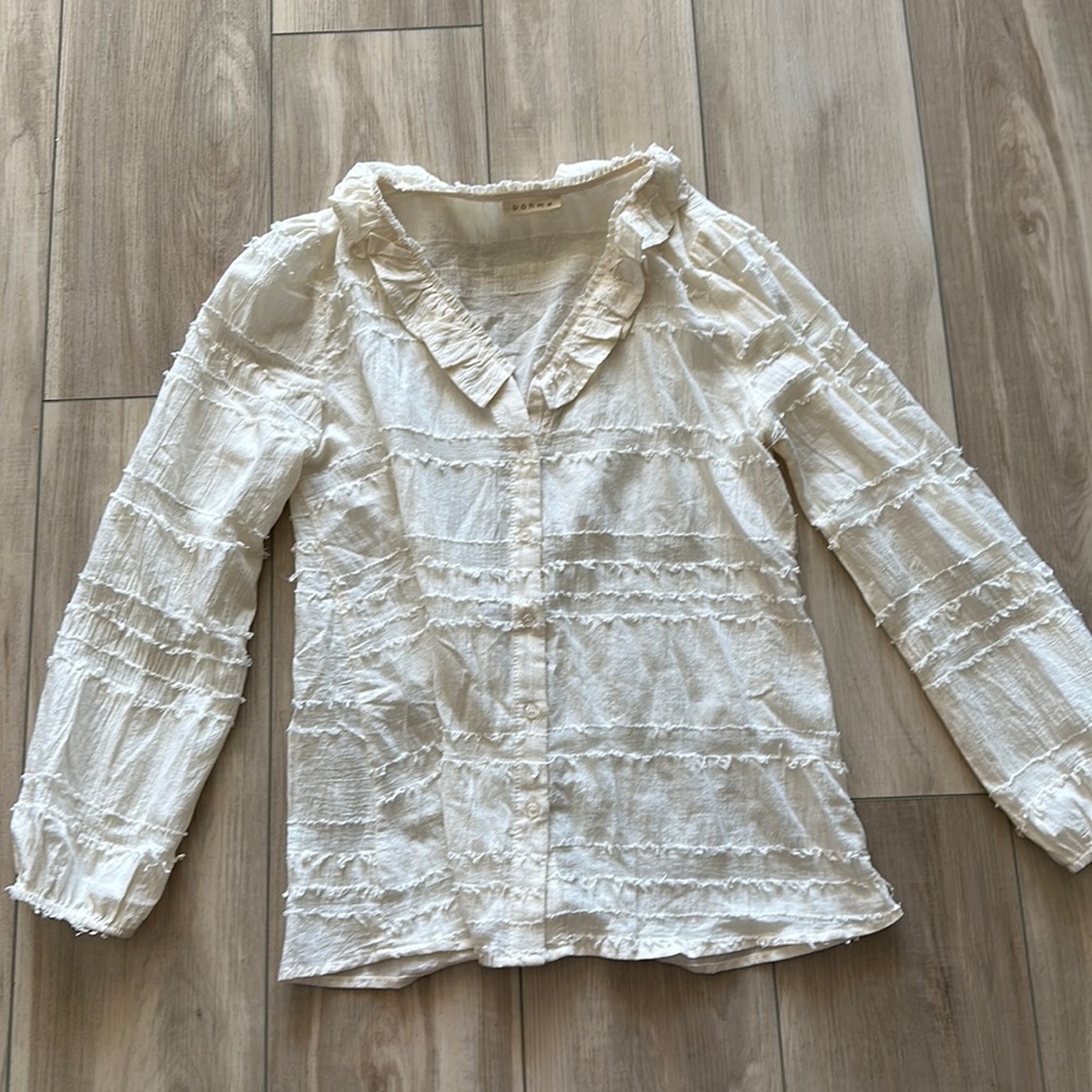 Women’s blouse